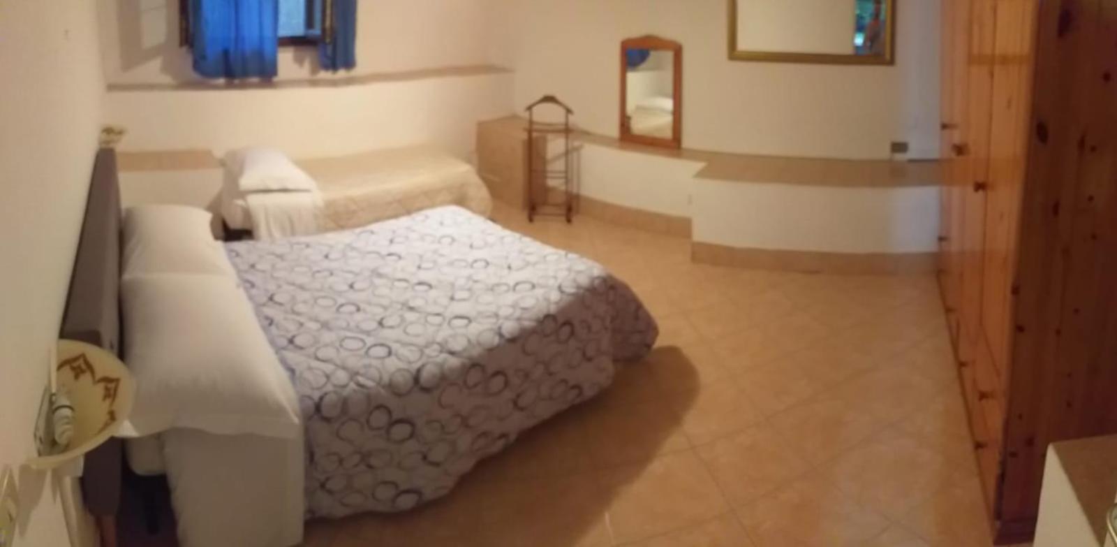 Ferienwohnung Garden Basement - Seminterrato Max 4 Ospiti - Fiumicino Vicino Aeroporto E Fiera Exterior foto